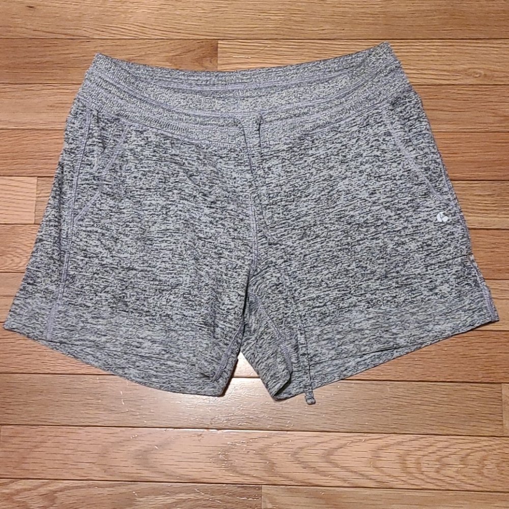 Shorts 90 degrees